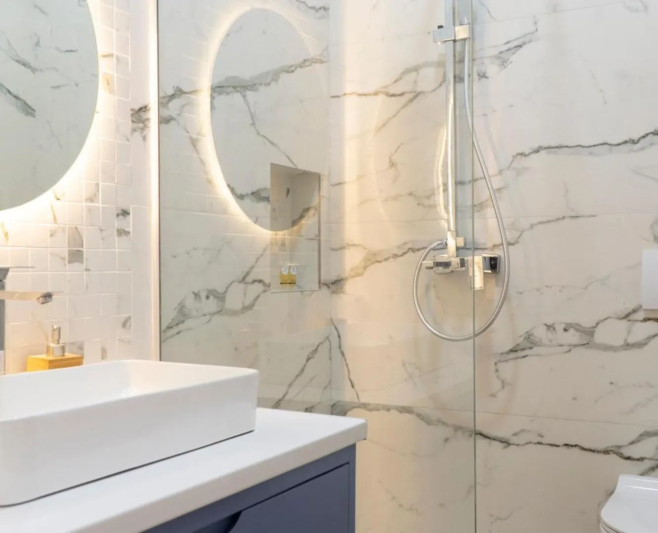 Oyster City Apartments Sarande