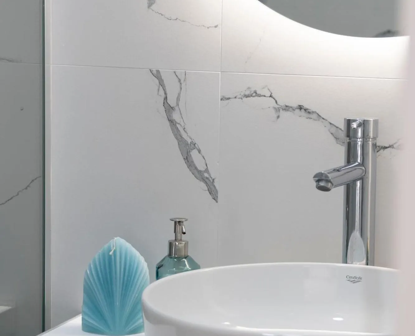 Oyster City Apartments Sarande 0*,